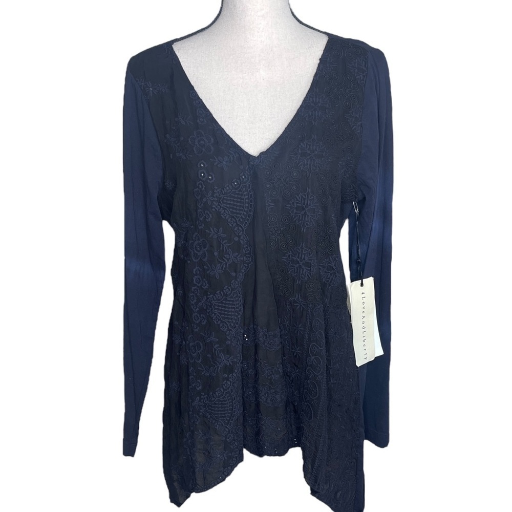 4Love and Liberty Johnny Was Lace Front Raglan Deep V Long Sleeve Top Large NWT